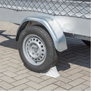 Unterlegkeil weiß mit Halter Bremskeil bis 1600 Kg Keil für Anhänger, Wohnwagen – Praktische Anhängersicherung!